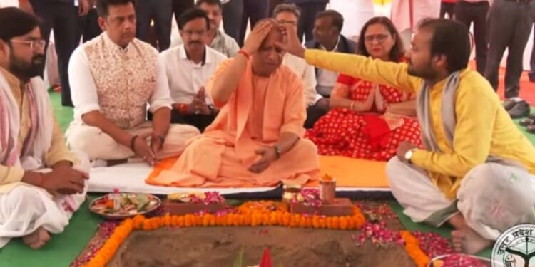 गोरखपुर विश्वविद्यालय 75 वर्ष का हो गया, मुख्यमंत्री ने दी बधाई और शुभकामनाएं