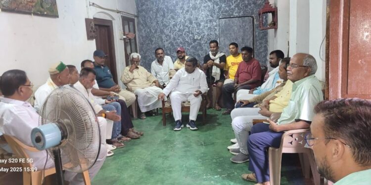 विधायक ने गोली कांड के पीड़ित परिवार से मुलाकात कर न्याय दिलाने का दिया भरोसा