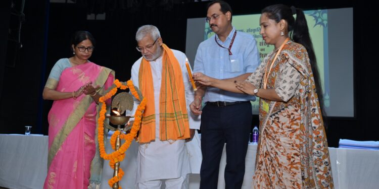 जिला कला एवं संस्कृति पदाधिकारियों के सेवाकालीन आवासीय प्रशिक्षण कार्यक्रम का शुभारंभ