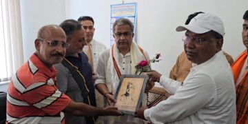 उद्योग मंत्री नीतीश मिश्रा का आरआईटीएम फारबिसगंज दौरा