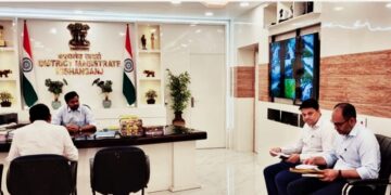 किशनगंज, बिहार – बिजली बिल शून्य करने के लिए भारत सरकार द्वारा प्रधानमंत्री सूर्य घर मुफ्त बिजली योजना के तहत एक करोड़ घरों में रूफटॉप सोलर पैनल लगाने की महत्वाकांक्षी योजना का क्रियान्वयन पूरे देश में तेजी से किया जा रहा है.