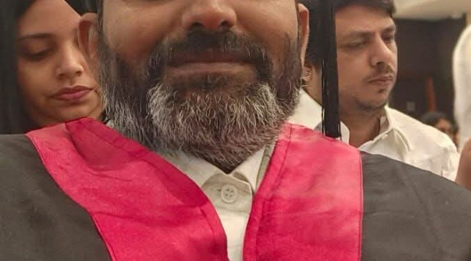 गोवा में डाक्टर की मानद उपाधि से सम्मानित हुए कलाकार ओम प्रकाश सोनू