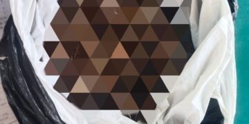 गिरजा चौक में गांजा के साथ युवक गिरफ्तार, के०हाट थाना की कार्रवाई सराहनीय।