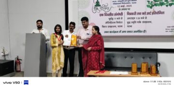 मूर्तिकला प्रतियोगिता में अररिया की बेटी ने पटना मैं लहराया परचम