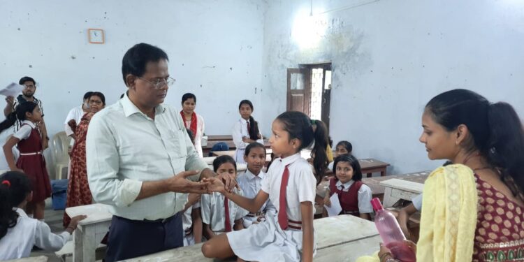 जिले में सर्वाइकल कैंसर से बचाव के लिये टीकाकरण जारी