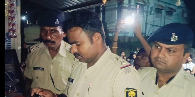 आश्रम चौक पर किराना व्यवसायी के बेटे की संदिग्ध हालात में फांसी, आत्महत्या या हत्या? जांच में जुटी पुलिस