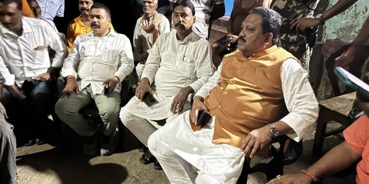 अररिया – मानवता शर्मसार: नाबालिग से सामूहिक दुष्कर्म, चार दिन बाद भी आरोपी फरार, पुलिस पर उठे सवाल