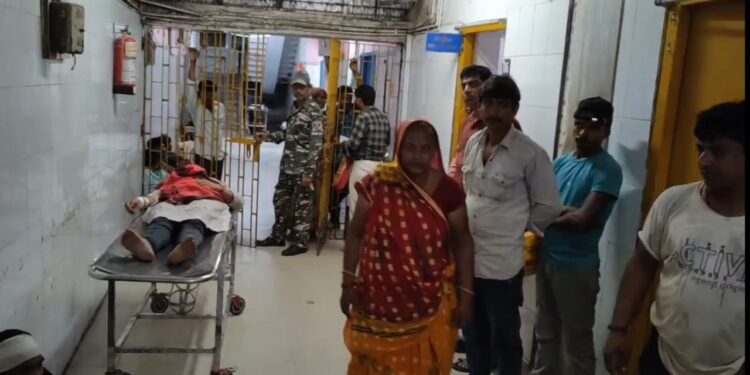 भागलपुर में घरेलू हिंसा की दिल दहला देने वाली घटना, निगमकर्मी ने पत्नी को चाकू से गोदकर किया घायल