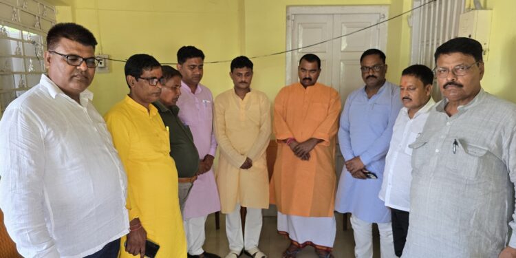 स्व. राजेंद्र चौधरी के निधन पर भाजपा कार्यकर्ताओं ने की शोकसभा, सामाजिक क्षति बताया गया निधन