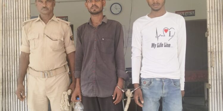 रानीगंज पुलिस की सख्त कार्रवाई लूट के आरोप में दो गिरफ्तार, बाइक और मोबाइल बरामद