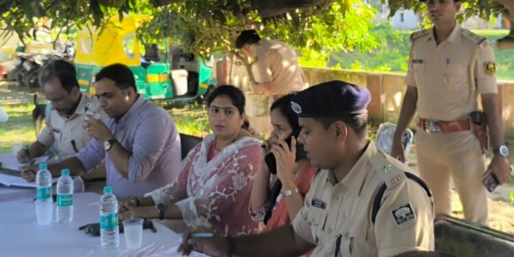 मुहर्रम को लेकर जोगबनी हुई शांति समिति की बैठक, एसडीएम , डीएसपी रहे मौजूद