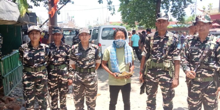 नेपाली मुद्रा ₹2.34 लाख के साथ एक तस्कर गिरफ्तार