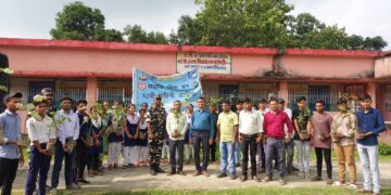अररिया – एसएसबी कुआड़ी बीओपी द्वारा विद्यालय में जागरूकता कार्यक्रम और वृक्षारोपण अभियान आयोजित।