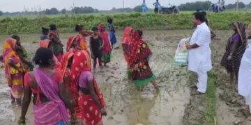 फारबिसगंज विधानसभा में अविनाश आनंद का जनसंपर्क अभियान तेज, राजद को जिताने की अपील