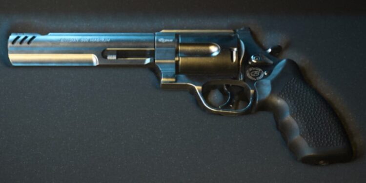 बहेड़ा में खुनी भिड़ंत! पुरानी रजिश में युवक घायल, कमर से निकला देशी कट्टा! आरोपी गिरफ्तार।