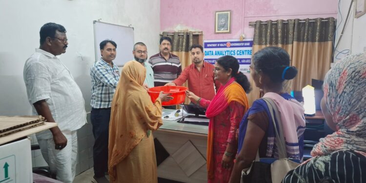 फाइलेरिया मरीजों के बीच किया गया एमएमडीपी किट का वितरण