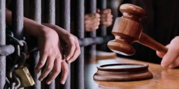 पुलिस के पदाधिकारी हत्या में क्यों शामिल होते हैं!