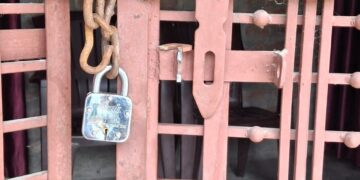 अररिया – कृष्णाष्टमी पूजा के दौरान चोरों ने किया पत्रकार के घर पर हाथ साफ, गैस सिलिंडर व राशन सामान लेकर फरार