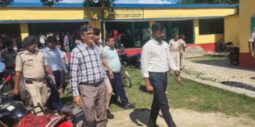 राजस्व महाअभियान का जिलाधिकारी ने किया निरीक्षण, दिए आवश्यक दिशा-निर्देश