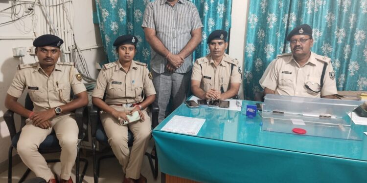 मोतीहारी पुलिस की बड़ी कार्रवाई, शिवहर नगर परिषद चेयरमैन विजय सिंह गिरफ्तार