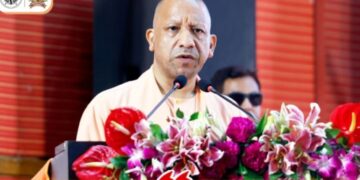 लखनऊ – पंचायती राज विभाग के संयुक्त निदेशक एसएन सिंह को निलंबित करने का मुख्यमंत्री ने दिया आदेश