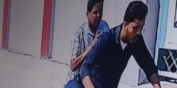 अररिया में दिनदहाड़े सोने की चेन स्नैचिंग, पीड़िता ने थाना में दिया आवेदन