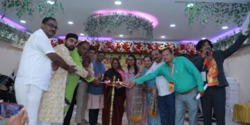 15 वीं शारदीय नवरात्र महोत्सव का हुआ भव्य उद्घाटन; दिखा कला समागम का दृश्य