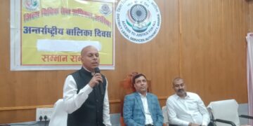 डीएलएसए ने विभिन्न विधाओं में चयनित 16 बच्चियों को प्रशस्ति पत्र दे सम्मानित किया