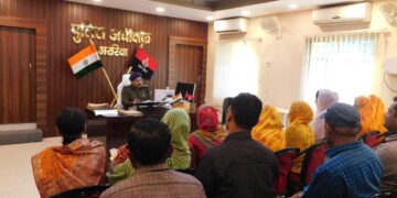 अररिया – जनता दरबार में उठा जनसमस्याओं का मुद्दा: एसपी ने अधिकारियों को दिए त्वरित कार्रवाई के आदेश