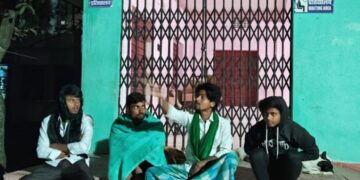 बारसोई (कटिहार) – अनुमंडलीय अस्पताल बारसोई के वेटिंग रूम में लगा रहता है ताला