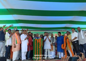 पूर्व मुख्यमंत्री व हम के संरक्षक केन्द्रीय मंत्री जीतन राम मांझी ने कहा की मुख्यमंत्री नीतीश कुमार के नेतृत्व में बिहार के डबल इंजन की सरकार में विकास की गंगा