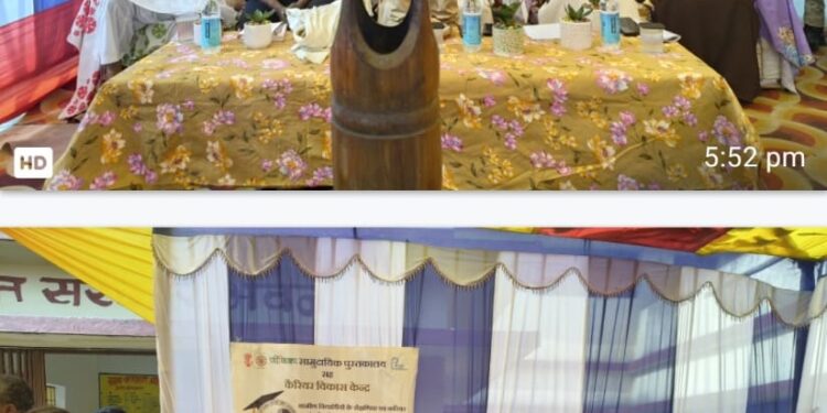 किशनगंज, बिहार -जीविका सामुदायिक पुस्तकालय लोकार्पण समारोह में शामिल हुए जिलाधिकारी