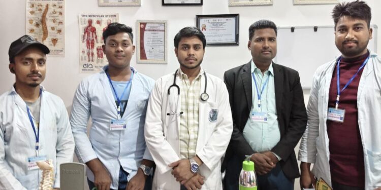 बारसोई (कटिहार) – ऑर्थो एंड न्यूरो केयर फिजियो क्लीनिक की अनोखी पहल, अब हर पंचायत में लगेगा मुफ्त स्वास्थ्य शिविर