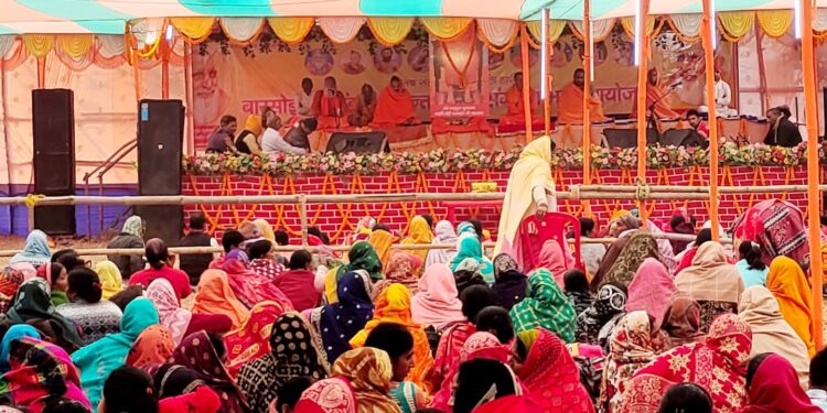 बारसोई (कटिहार) – दो दिवसीय अनुमंडलीय संतमत सत्संग का भव्य आयोजन, श्रद्धालुओं का उमड़ा जनसैलाब