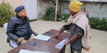 तिलकेश्वर थाना में ग्रामीण एसपी का जनसंवाद, समस्याओं के समाधान के दिए निर्देश।