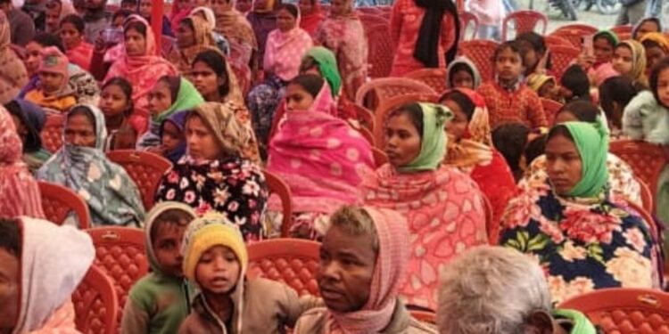 प्रशासन को जनता के और अधिक निकट लाने की दिशा में सशक्त एवं प्रभावी पहल का डीएम ने किया नेतृत्व