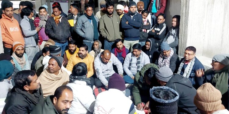 न्यास बोर्ड का भय दिखाकर नागरिकों को भ्रमित कर रहे हैं संचालन समिति।