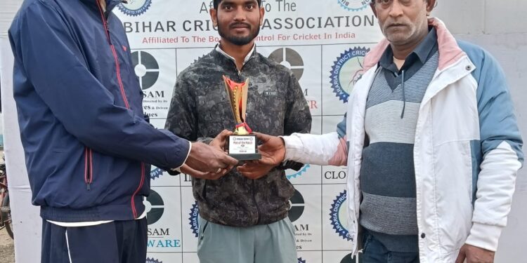 अररिया – इंडस स्पोर्टिंग क्लब ‘बी’ की धमाकेदार जीत, इमरान-11 को 4 विकेट से दी मात