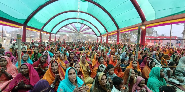 दरभंगा :- श्रीराम कथा विश्व कल्याणदायनी, जीवन को बनाती है आनंदमय: नीतीश शास्त्री।