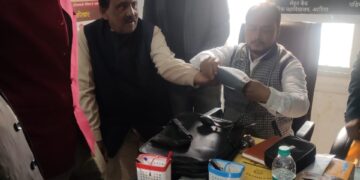 अररिया कॉलेज में साप्ताहिक स्वास्थ्य परीक्षण शिविर का आयोजन, शिक्षकों व छात्रों को मिला चिकित्सीय परामर्श