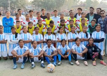बारसोई – लड़कियों ने फुटबॉल खेल दिखाकर दर्शकों का मन मोहा।