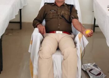 बिहार पुलिस सप्ताह पर दरभंगा में रक्तदान शिविर, 33 पुलिसकर्मियों ने किया रक्तदान