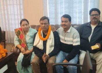 सदर अस्पताल अररिया में सेवानिवृत्त कर्मियों को दी गई सम्मानपूर्वक विदाई