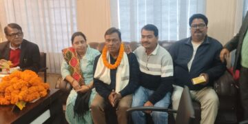 सदर अस्पताल अररिया में सेवानिवृत्त कर्मियों को दी गई सम्मानपूर्वक विदाई