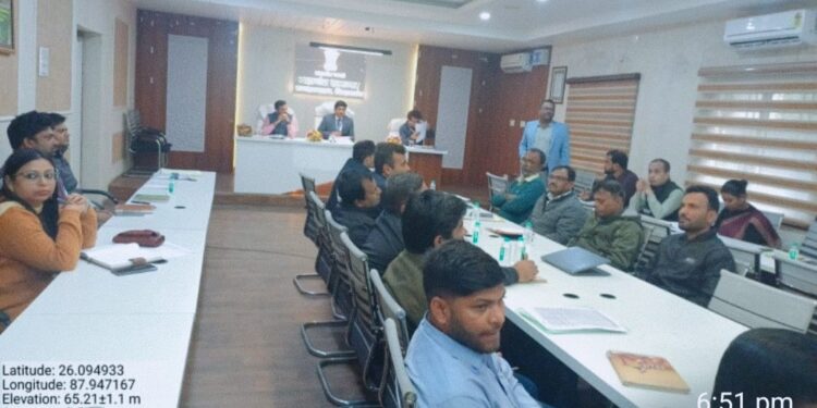 किशनगंज- प्रधानमंत्री धन-धान्य कृषि योजना के प्रभावी क्रियान्वयन को लेकर केंद्रीय नोडल अधिकारी ने की समीक्षा