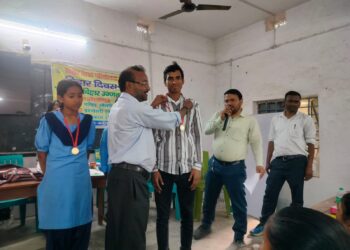 जिला स्तरीय क्विज प्रतियोगिता में अरबाज़ आलम प्रथम, 