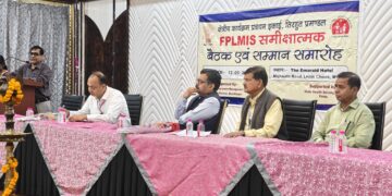 मिशन मोड में करें जनसंख्या नियंत्रण का काम, हर पात्र तक पहुँचाएँ सुविधाएँ: आयुक्त