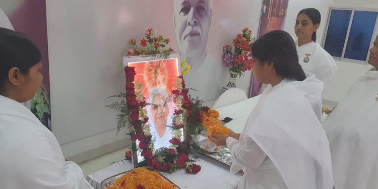 मुख्य प्रशासिका डॉ० दादी जानकी जी की छठी पुण्यतिथि वैश्विक आध्यात्मिक जागृति दिवस के रूप में आयोजित