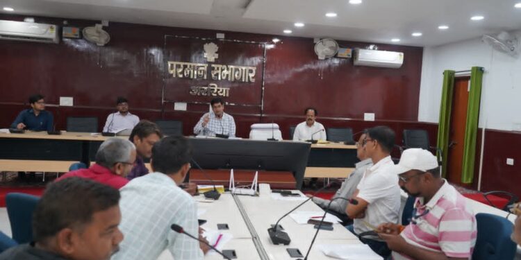 अररिया में रसोई गैस का पर्याप्त भंडार-DM: बोले- अफवाहों पर ध्यान न दें, सिलेंडरों की आपूर्ति नियमित रूप से की जा रही