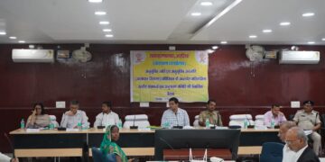 जिला पदाधिकारी, अररिया, विनोद दूहन एवं पुलिस अधीक्षक अररिया जितेन्द्र कुमार की अध्यक्षता में अनुसूचित जाति एवं अनुसूचित जनजाति (अत्याचार निवारण) अधिनियम के तहत जिला स्तरीय सतर्कता एवं अनुश्रवण समिति की प्रथम बैठक समाहरणालय परिसर में आयोजित की गई।